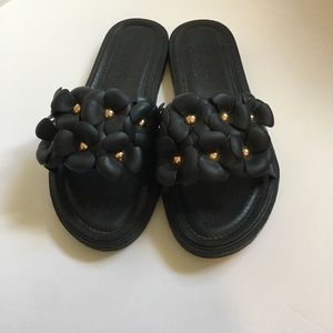 Gold toe black and gold sandals